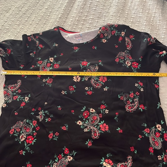 Women’s plus Croft and Barrow classic long sleeve tee - Picture 6 of 6